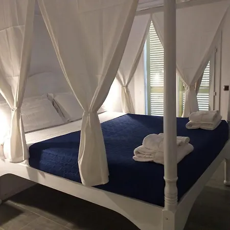 Le Sirene Hotel Portisco