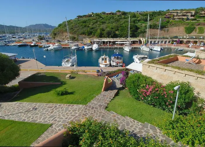 Le Sirene 3* Portisco