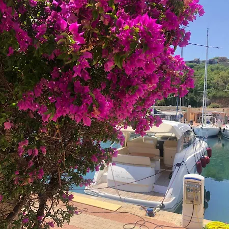 Ξενοδοχείο Le Sirene 3*