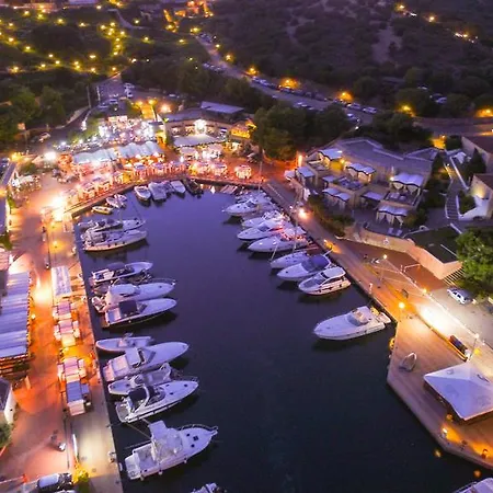 Ξενοδοχείο Le Sirene 3*