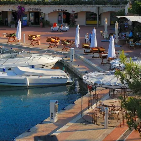 Ξενοδοχείο Le Sirene 3*