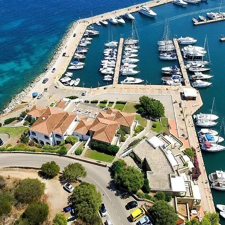 Le Sirene Hotel Portisco